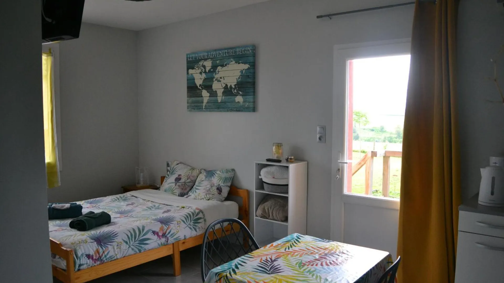 Chambre Avec Petite Terrasse Sorbier